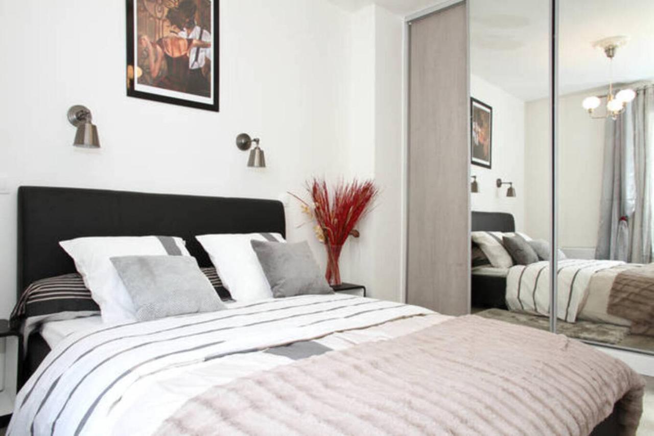 Marche Aux Puces De Saint-Ouen Apartment Exterior photo